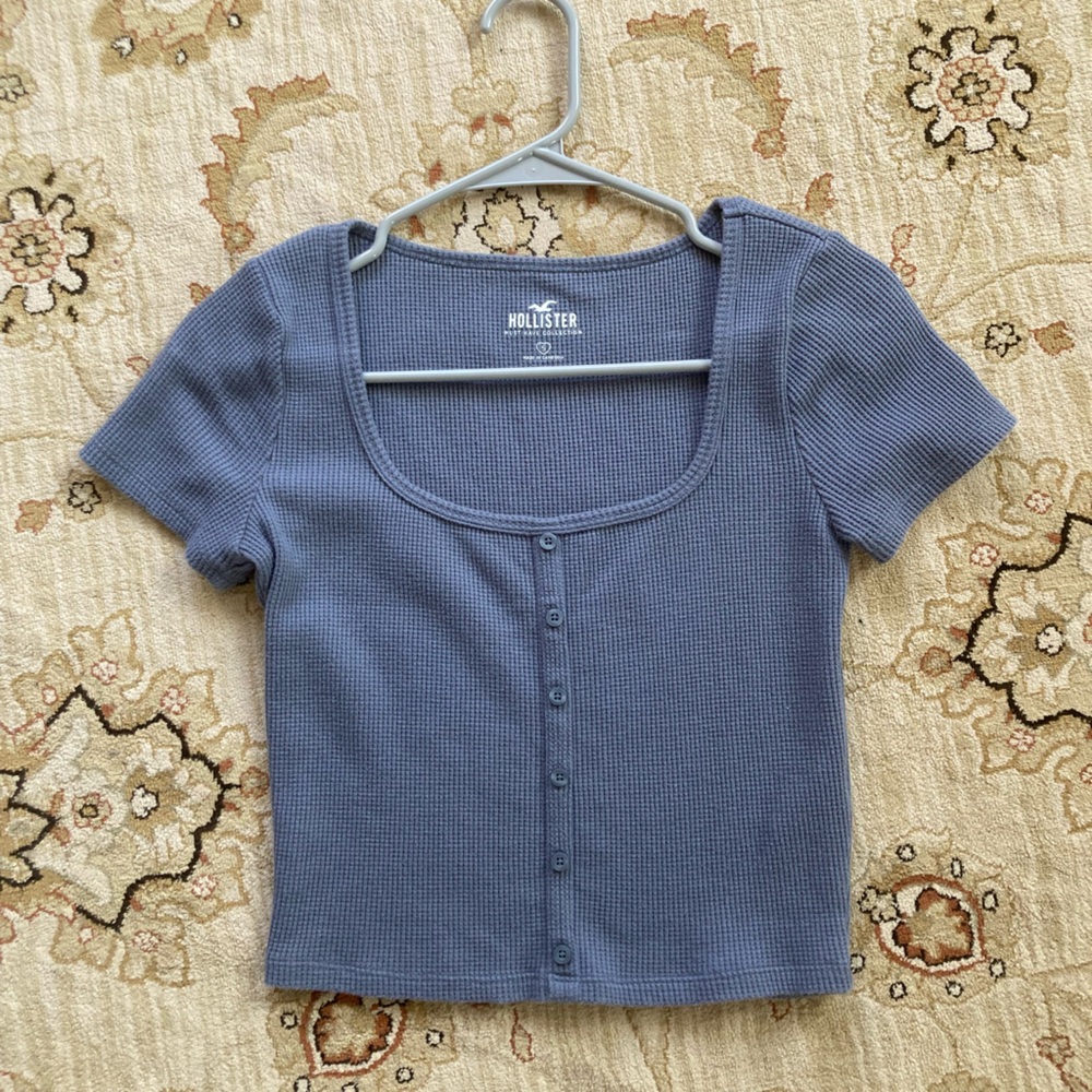 Hollister Women's Blue waffle Button-Up Top